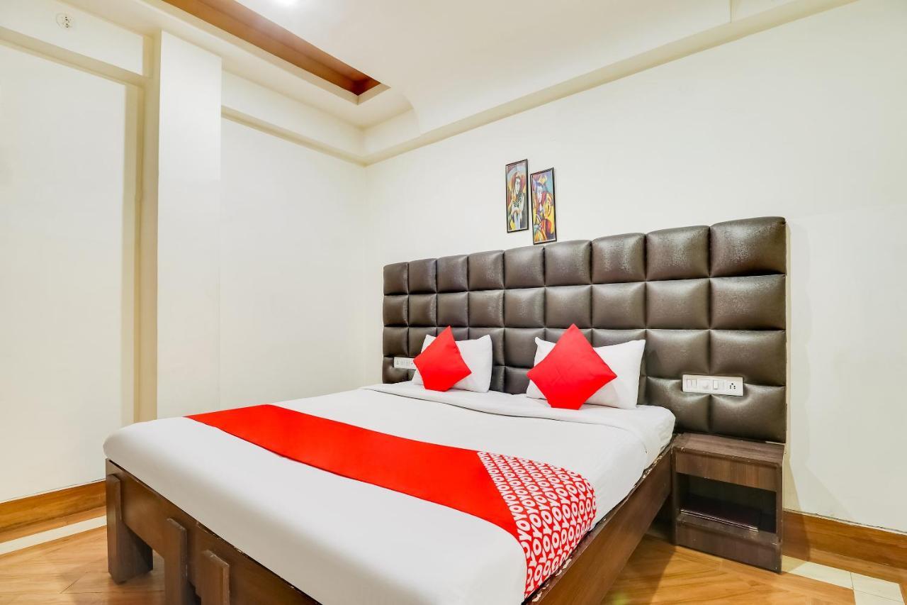 Oyo 71149 Jeet Residency Rewa Bagian luar foto